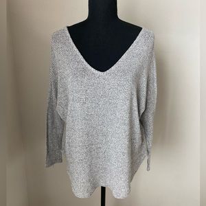 Charlotte Russe Silver Waffle V neck Long Sleeve Size Small